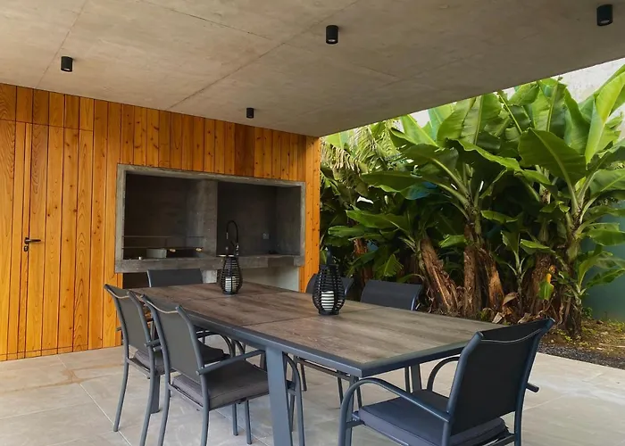 Populo's Place Villa *